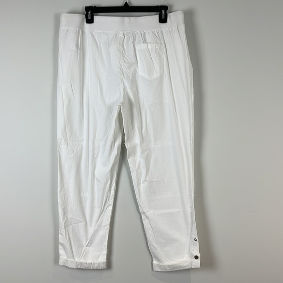 Lord & Taylor White roll up pants size Large - Picture 5 of 8